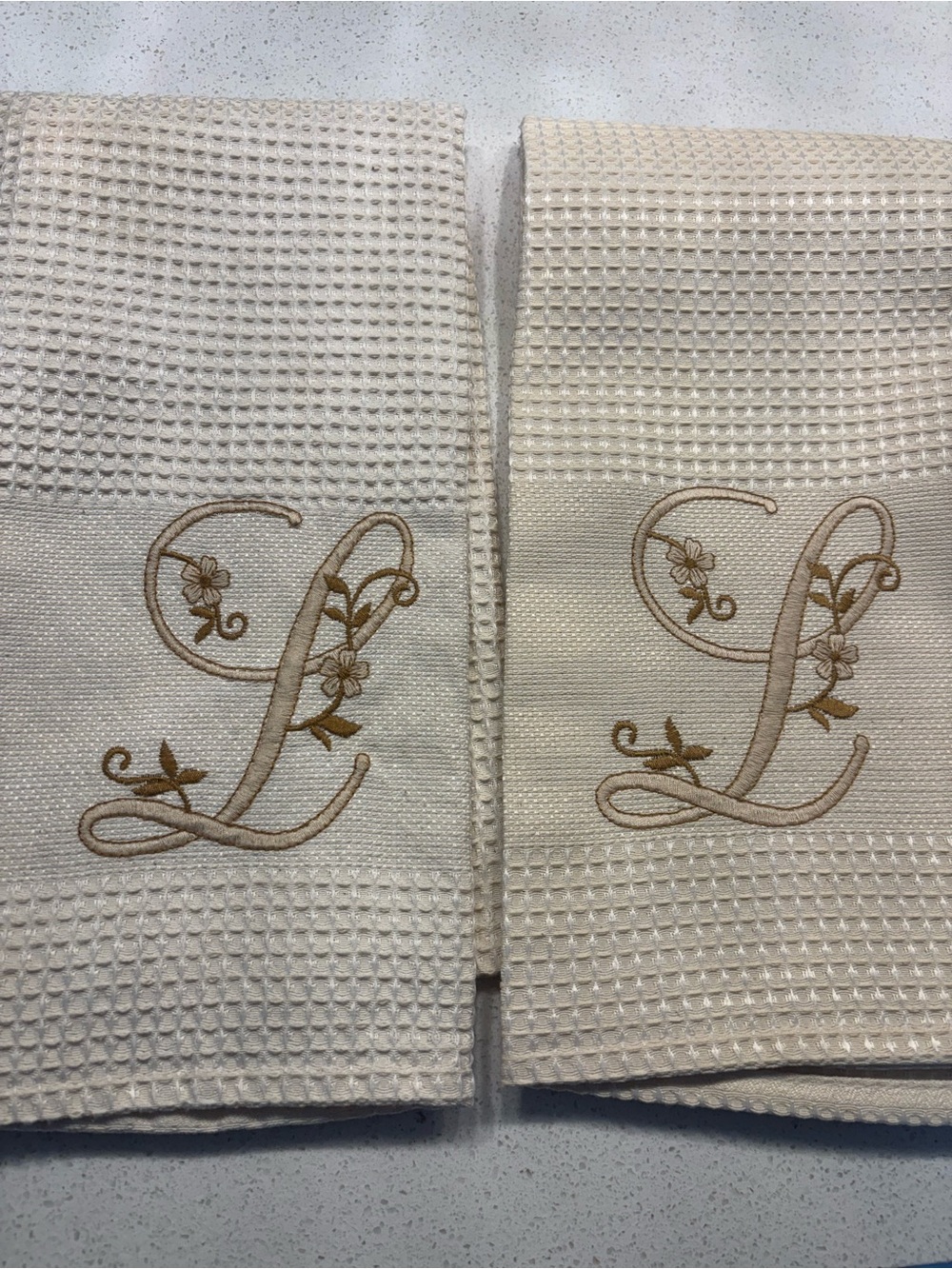 2 Tea Towels - Monogram “L” - 100% cotton